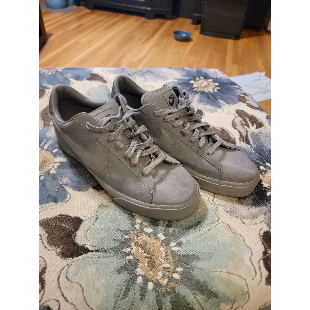 Nike 2011 Gray Classic Lace up Vulcanized Leather Mens Size 13 Shoes 318333-040